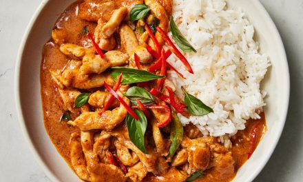 Phanaeng Curry Thailand: Makanan Terpopuler Asia Tenggara