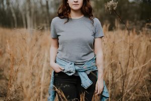 Tren Mengikat Jaket Di Pinggang Dan Celana Kembali Hits