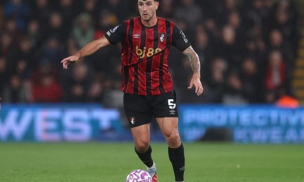 Incaran Michael Carrick: Bidik Marcos Senesi Untuk Pertahanan