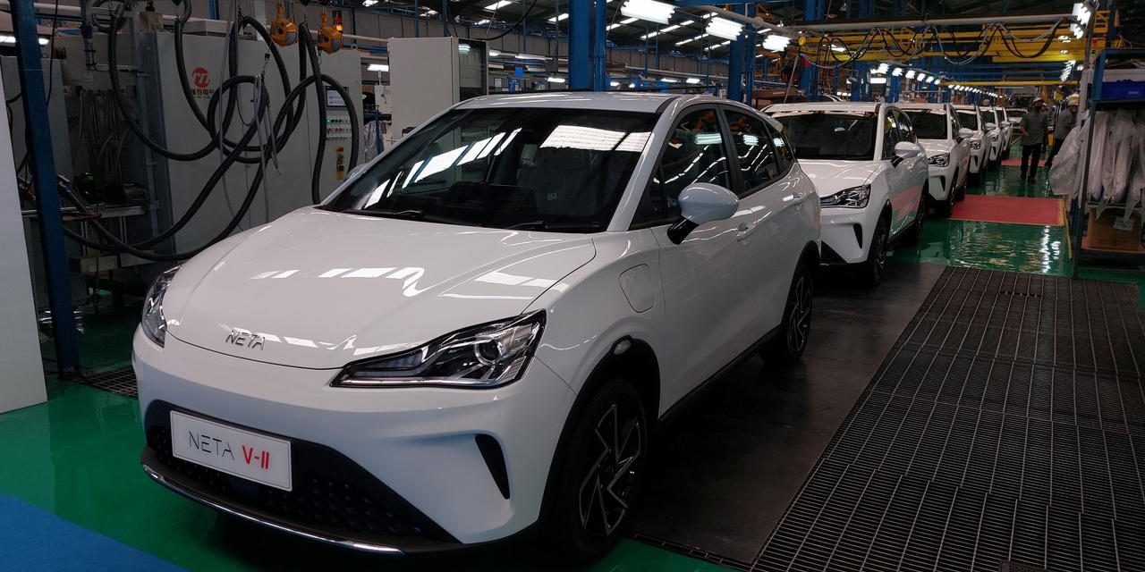Neta V-II Resmi Produksi: Mobil Listrik Rakitan Pondok Ungu