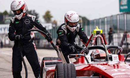 Formula E Perkenalkan Teknologi Pengisian Daya Super Cepat