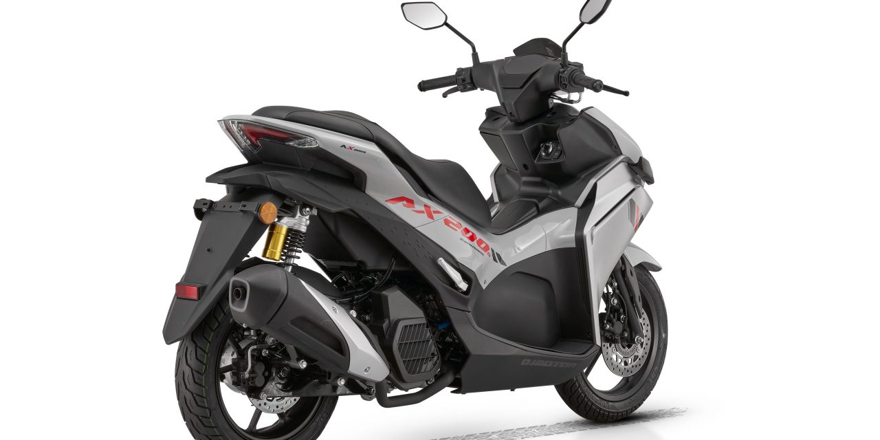 QJMotor Viento 180 Sabet Gelar The Best High Skutik 175-200 cc