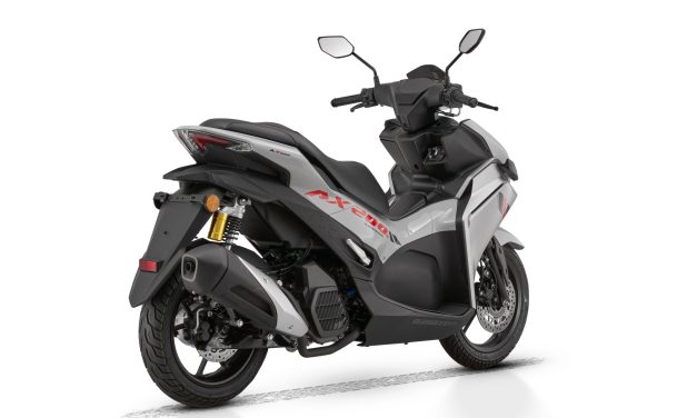 QJMotor Viento 180 Sabet Gelar The Best High Skutik 175-200 cc