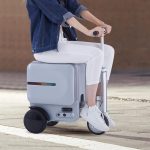 Airwheel Luncurkan Koper Pintar Berfitur Auto-Follow Terbaru