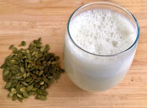Tren Susu Biji Labu, Pengganti Susu Almond Di Pasar Kuliner