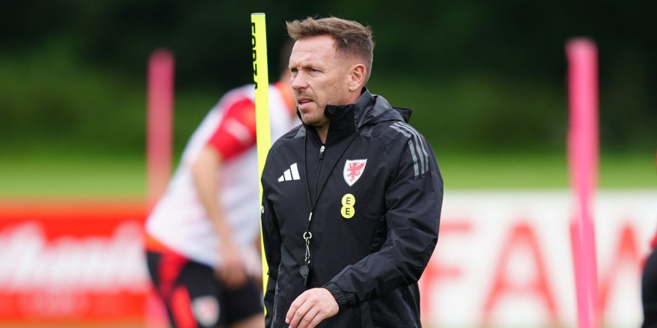 Craig Bellamy Bertahan Di Timnas Wales, Tolak Tawaran Burnley