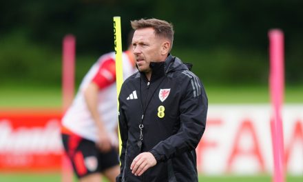 Craig Bellamy Bertahan Di Timnas Wales, Tolak Tawaran Burnley