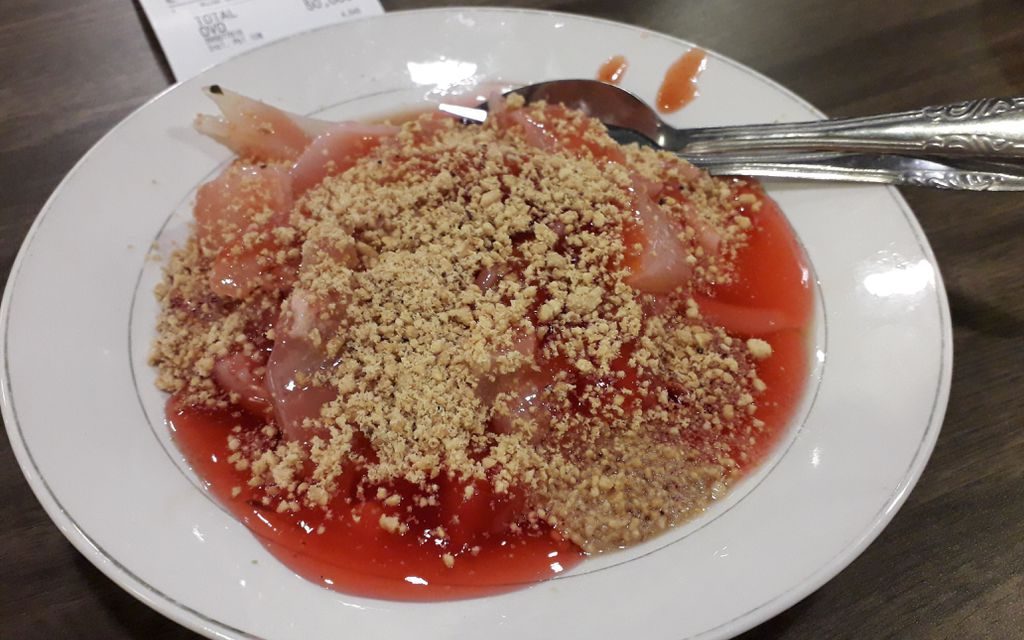 Menikmati Rujak Shanghai Jakarta, Sensasi Kenyal Gurih Seafood