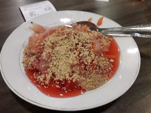 Menikmati Rujak Shanghai Jakarta, Sensasi Kenyal Gurih Seafood