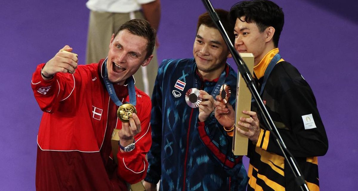 Kunlavut Vitidsarn Sabet Perak Olimpiade Usai Takluk Dari Axelsen