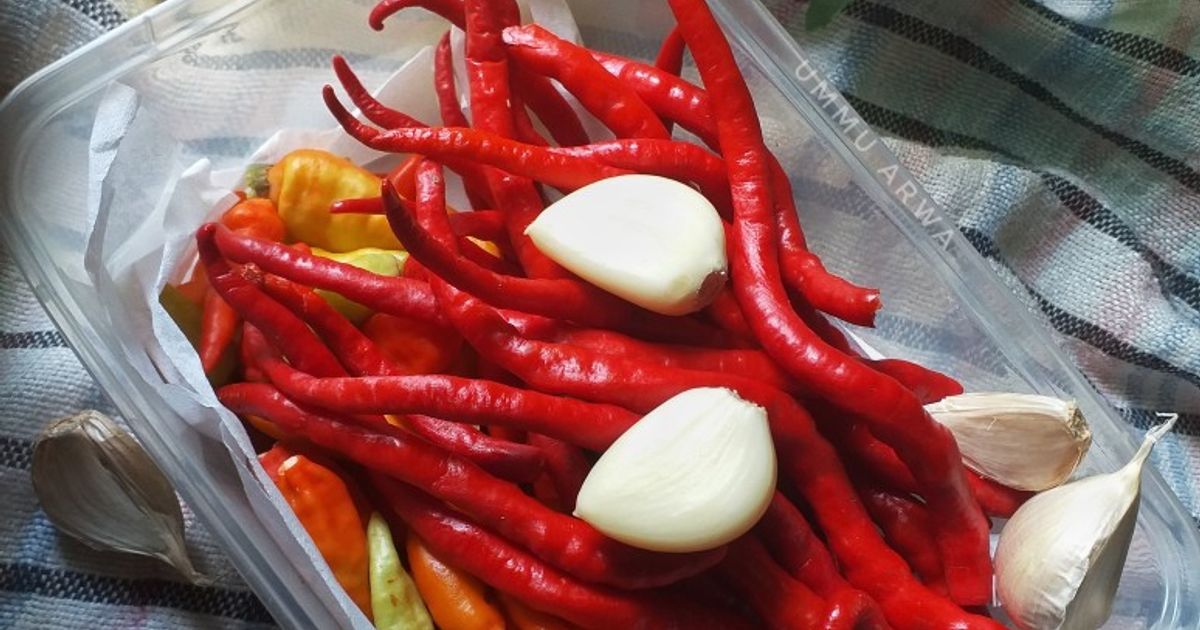 Cara Simpan Cabai Merah Awet Pakai Bawang Putih