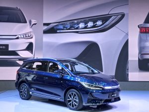 Promo BYD M6: MPV Listrik Dapat Cashback Hingga Rp30 Juta!