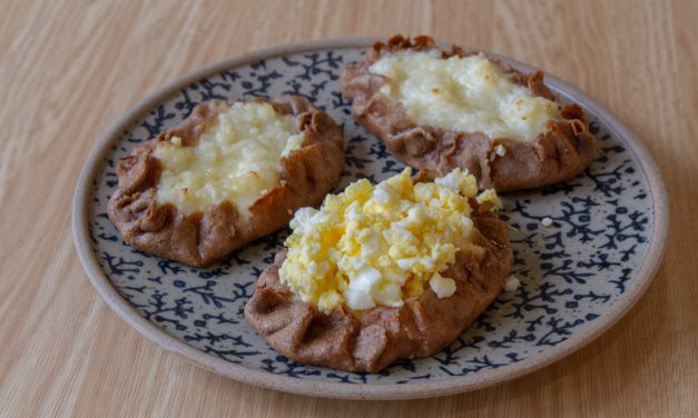 Karelian Pastry Finlandia Isi Bubur Beras Dan Egg Butter