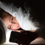 Solusi Atasi Bedtime Procrastination Tanpa Merusak Kesehatan