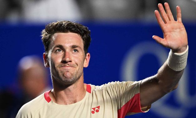 Casper Ruud Lolos Usai Auger-Aliassime Cedera Di Shanghai
